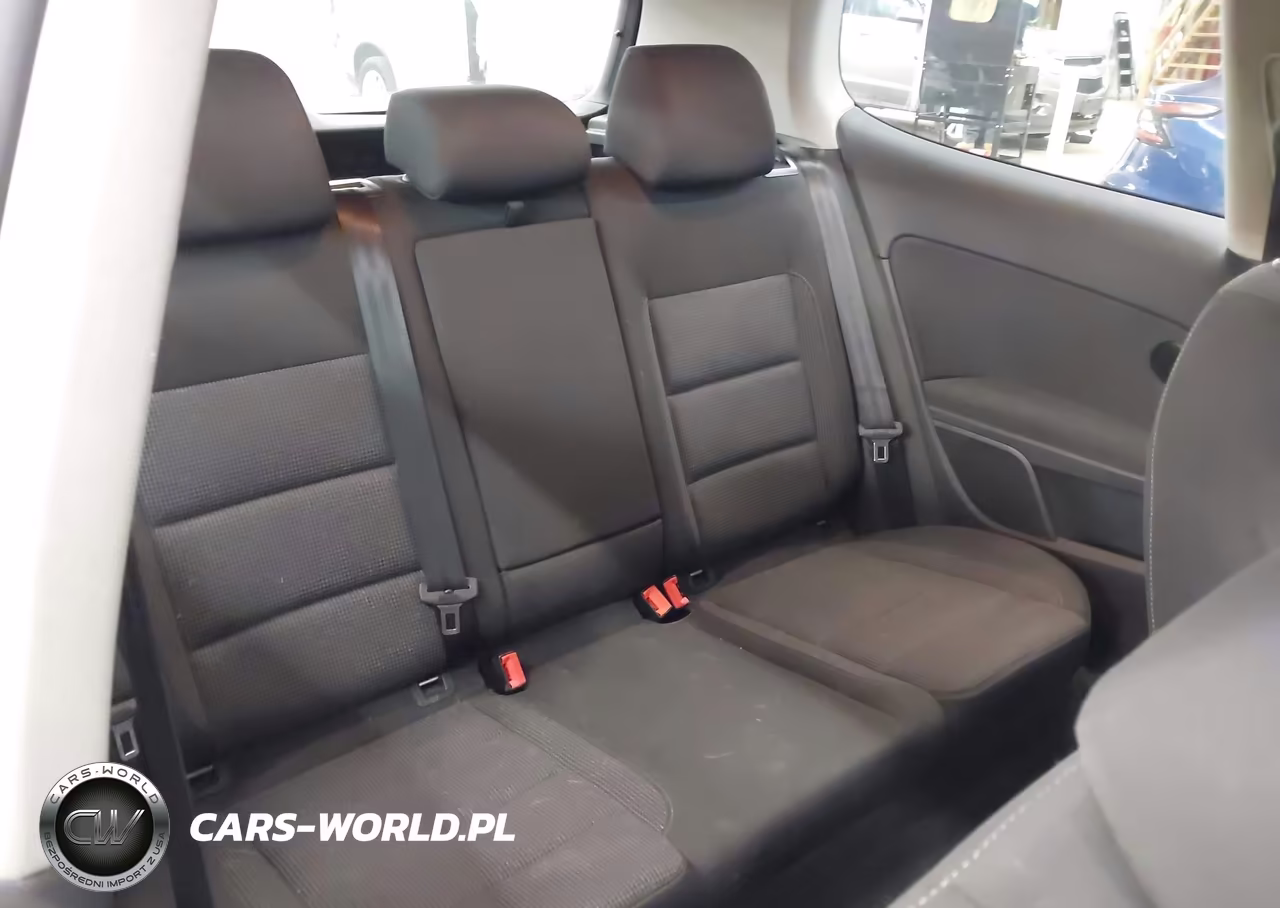 2012 Volkswagen Golf Tdi 2-Door VIN:WVWBM7AJ7CW204731 - 8
