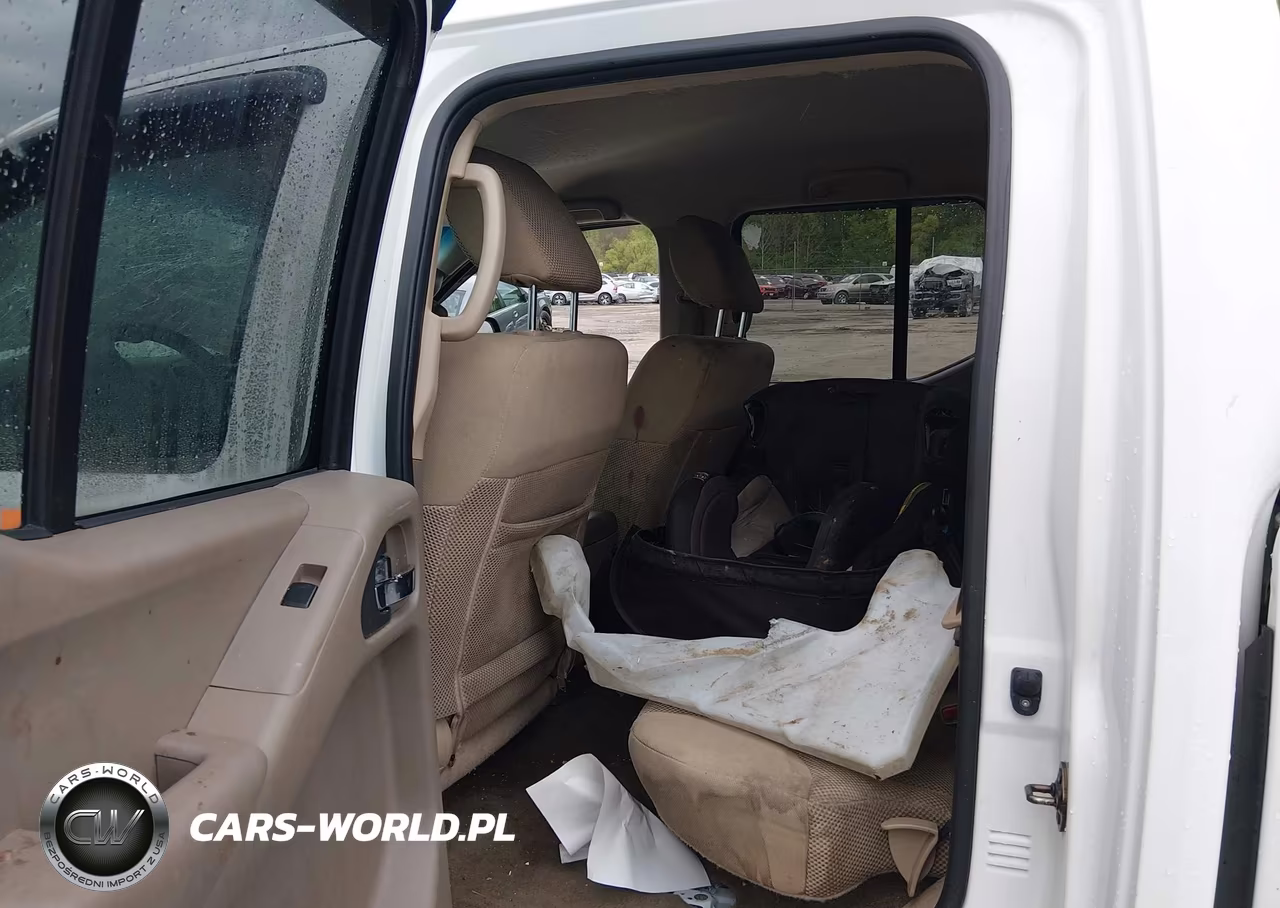 2015 Nissan Frontier VIN:1N6AD0EV7FN717002 - 8