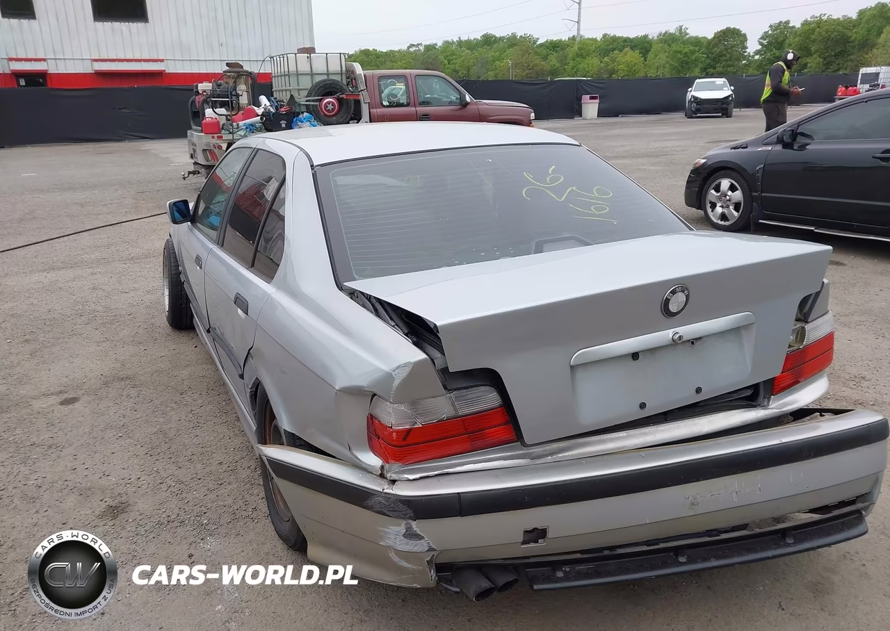 1998 BMW 328I VIN:WBACD4321WAV60213 - 3