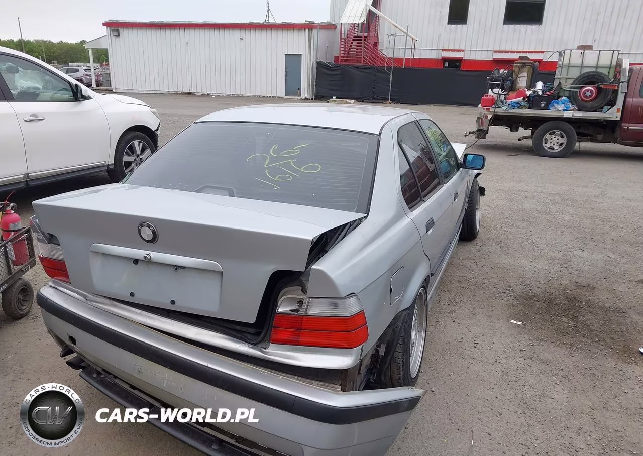 1998 BMW 328I VIN:WBACD4321WAV60213 - 4