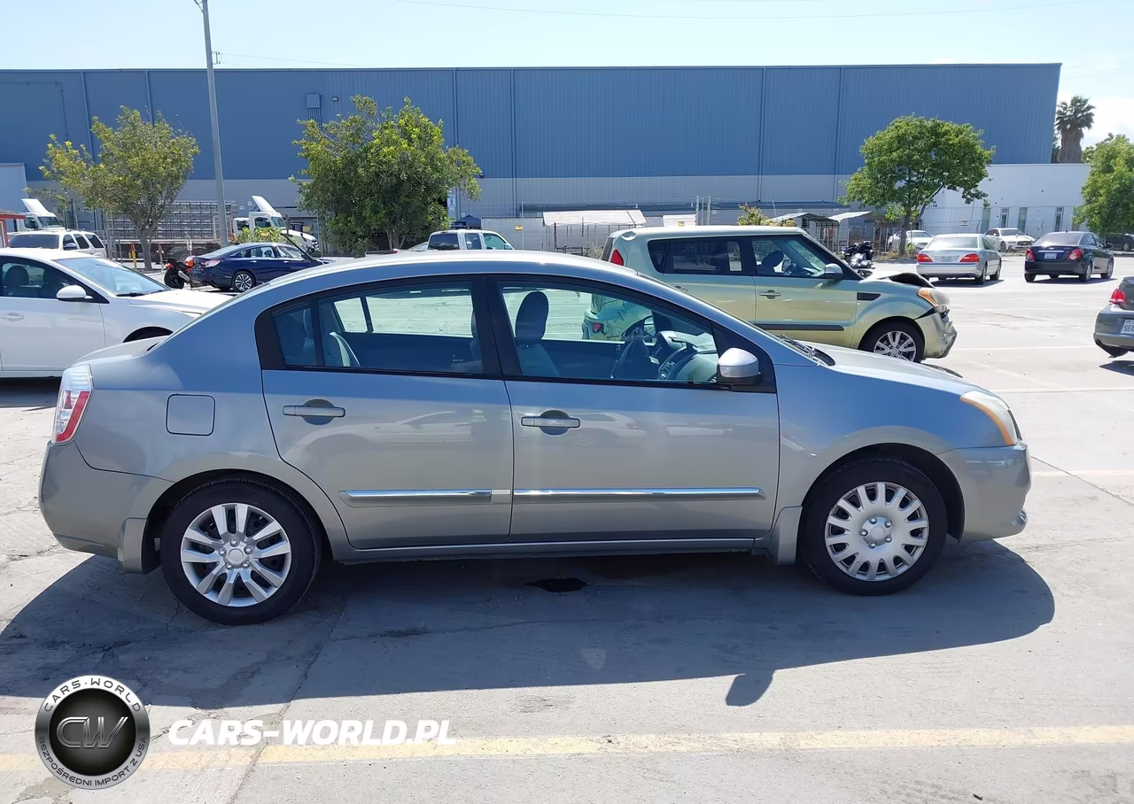 2010 Nissan Sentra 2.0S VIN:3N1AB6APXAL629978 - 13
