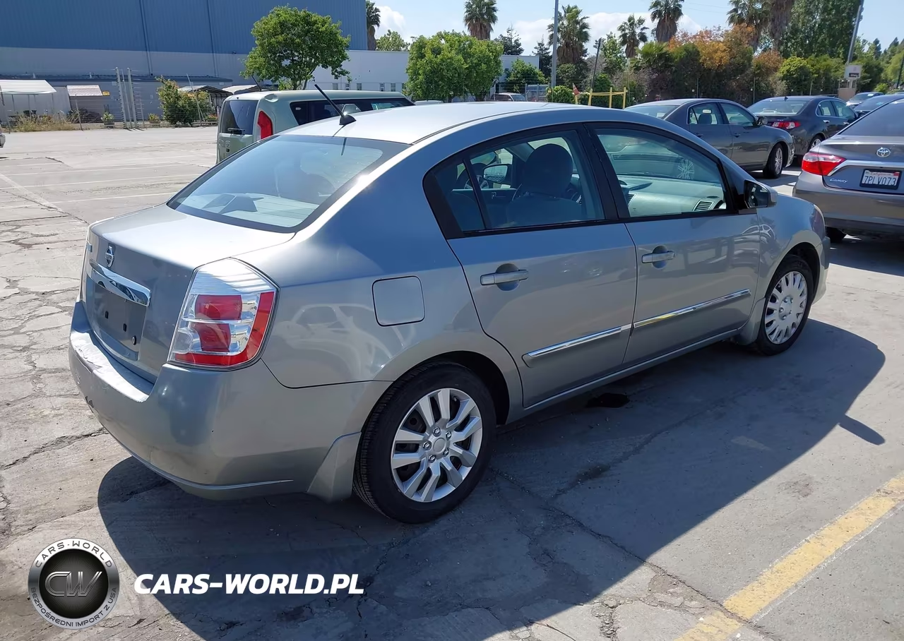 2010 Nissan Sentra 2.0S VIN:3N1AB6APXAL629978 - 4