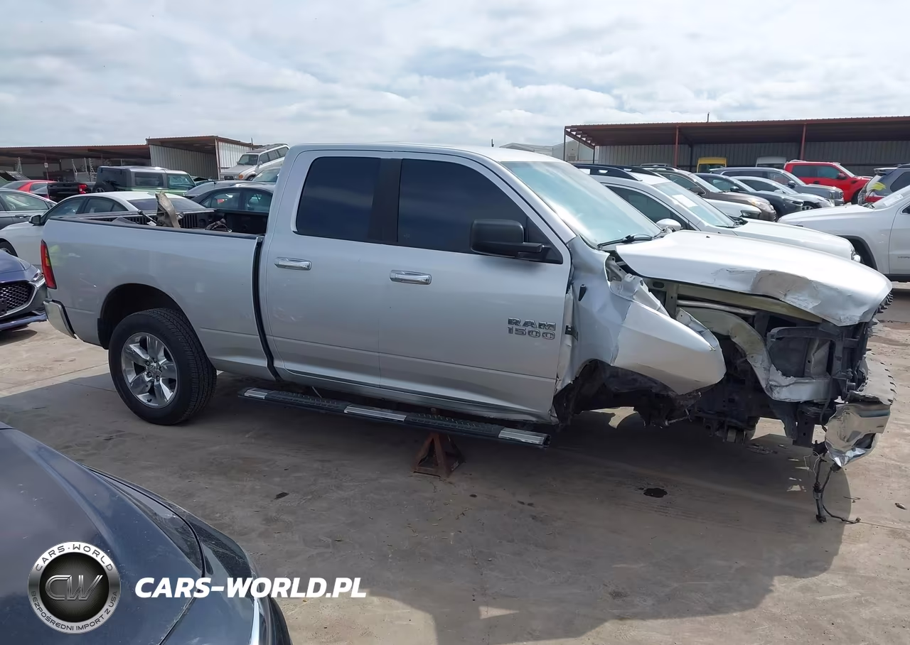 2015 Ram 1500 Big Horn VIN:1C6RR6GT6FS511166 - 13