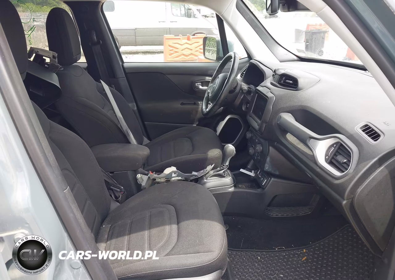 2018 Jeep Renegade Latitude Fwd VIN:ZACCJABB6JPH32515 - 5