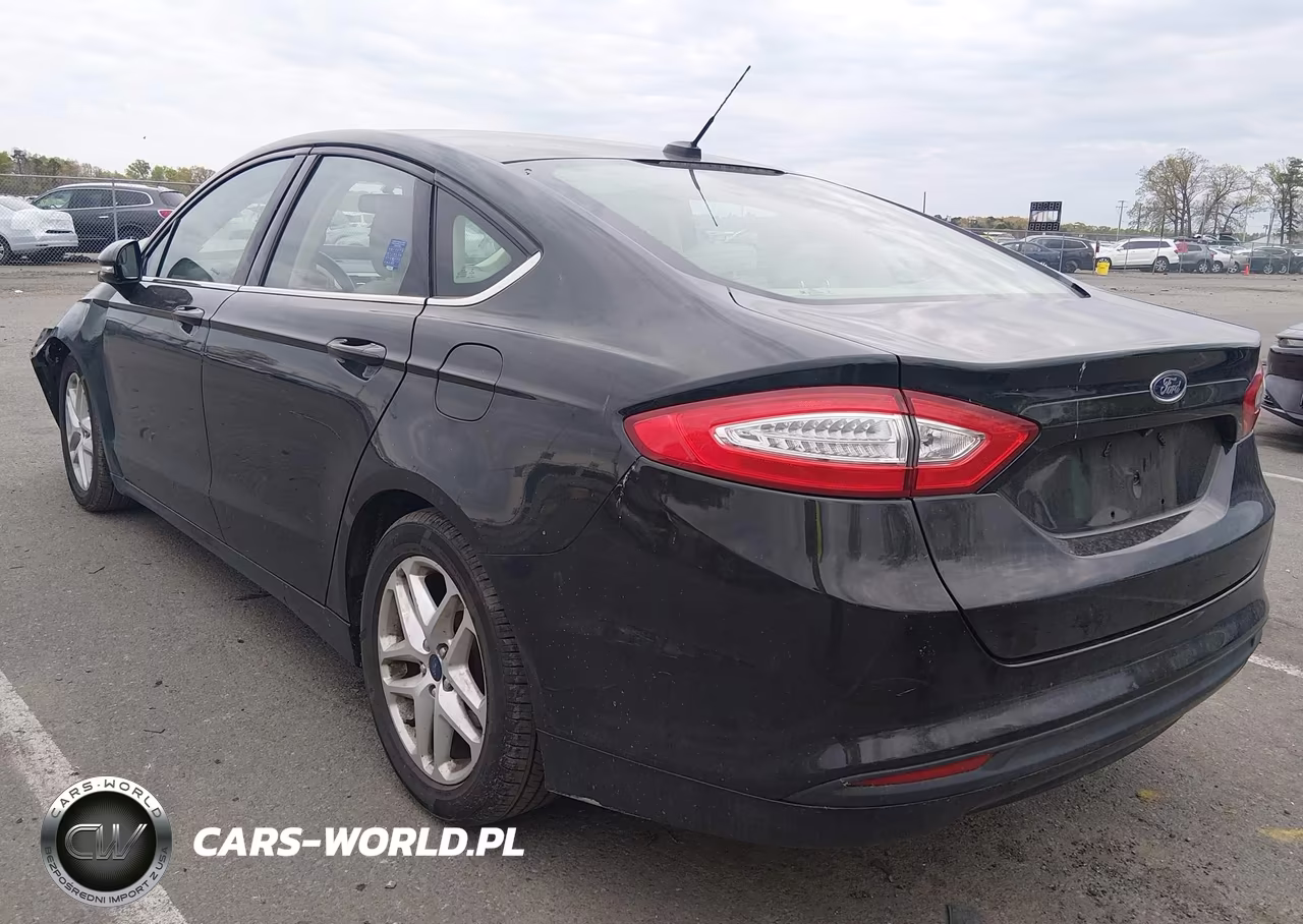 2015 Ford Fusion Se VIN:3FA6P0H77FR228826 - 3