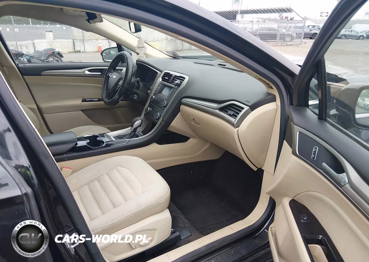 2015 Ford Fusion Se VIN:3FA6P0H77FR228826 - 5