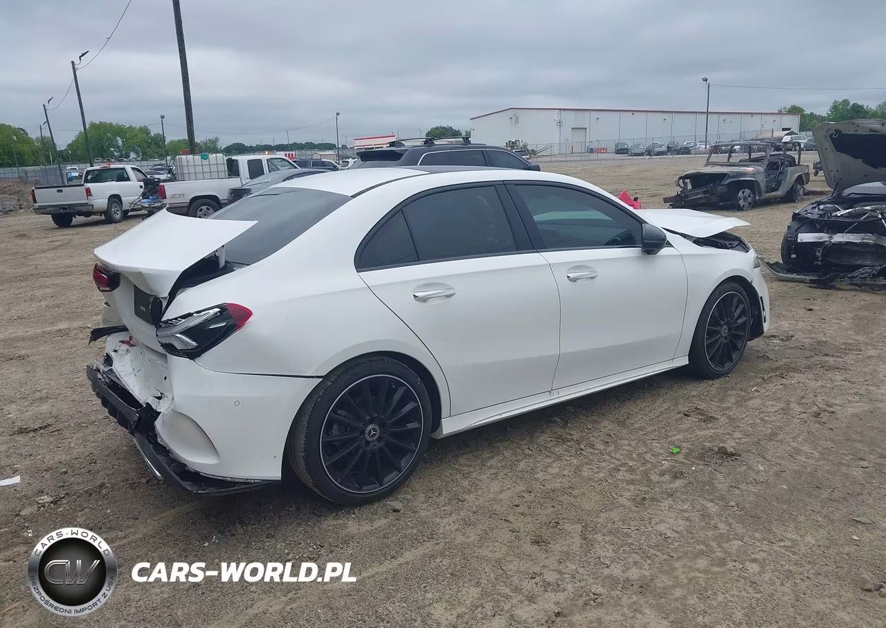 2021 Mercedes-Benz A 220 VIN:W1K3G4EBXMJ255139 - 4