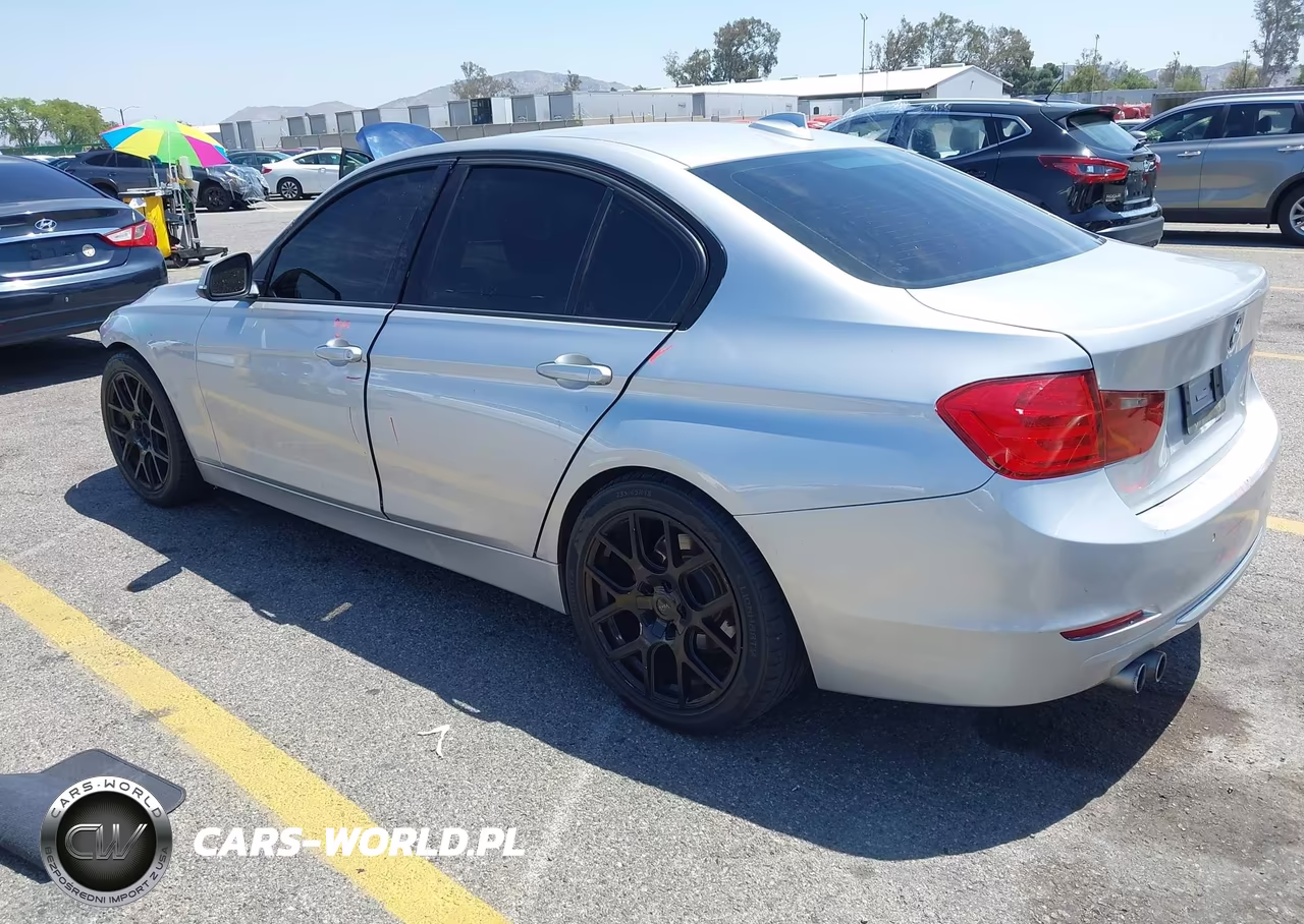 2012 BMW 328I VIN:WBA3A5C50CF256359 - 3
