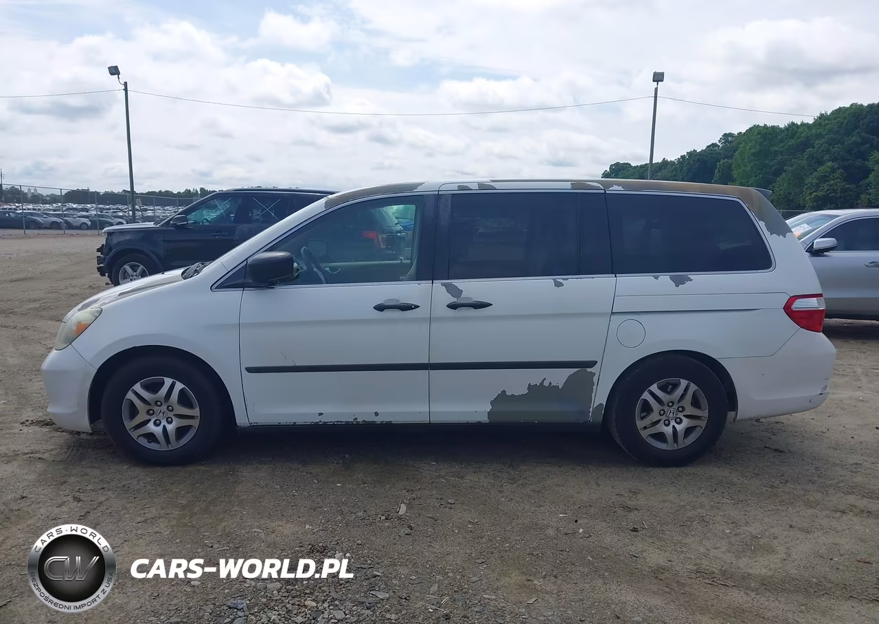 2007 Honda Odyssey Lx VIN:5FNRL38227B087479 - 14