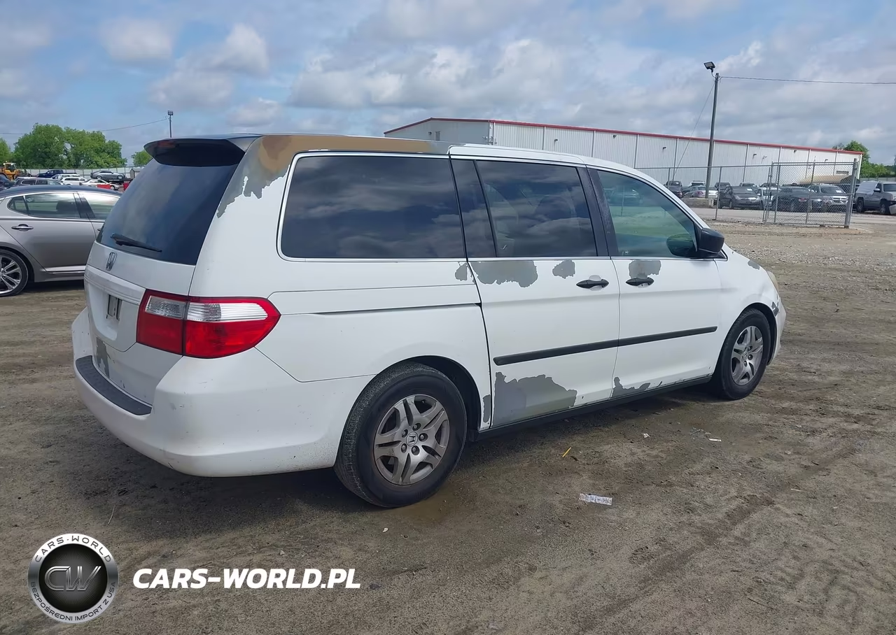 2007 Honda Odyssey Lx VIN:5FNRL38227B087479 - 4