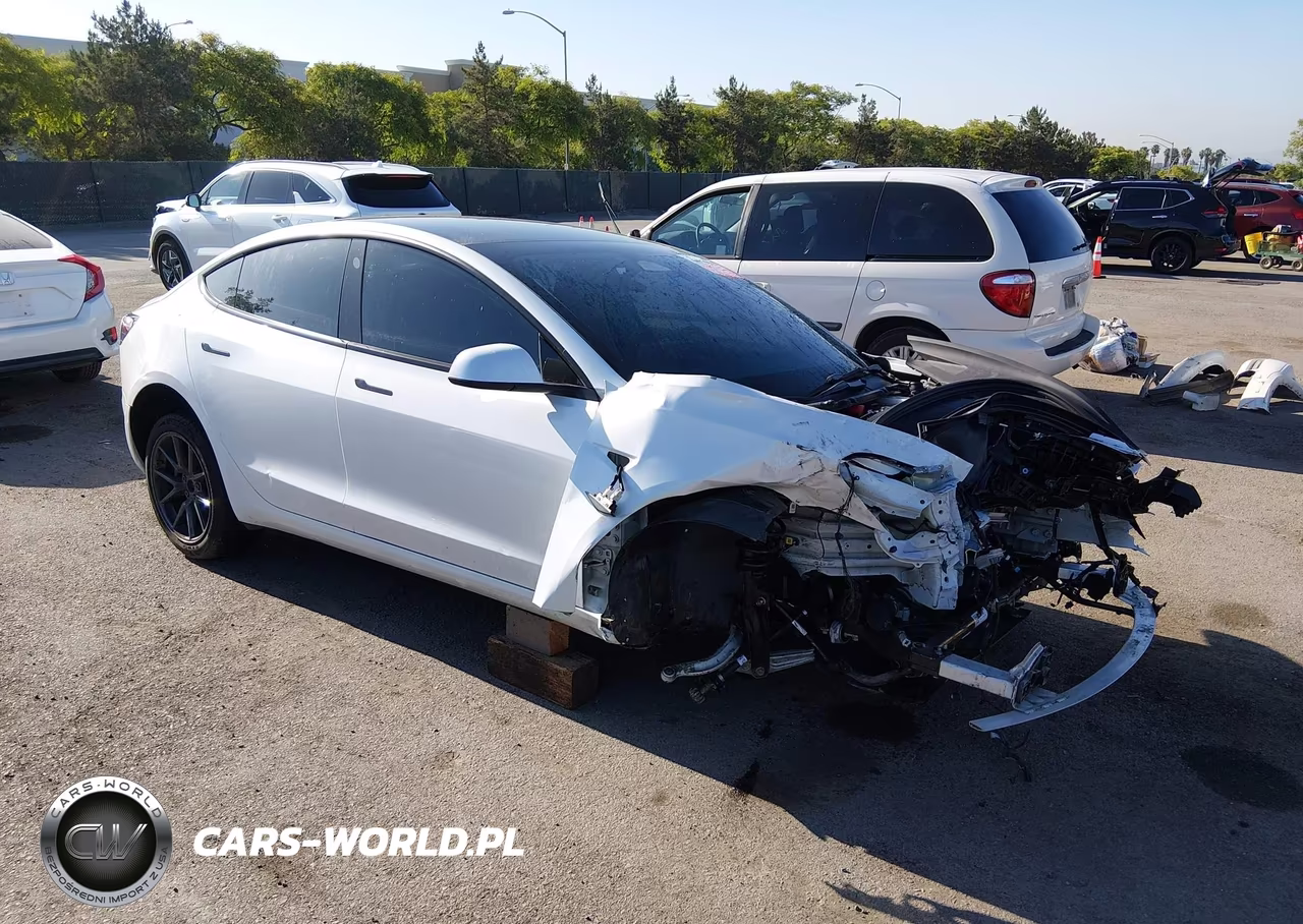 2022 Tesla Model 3 Long Range Dual Motor All-Wheel Drive