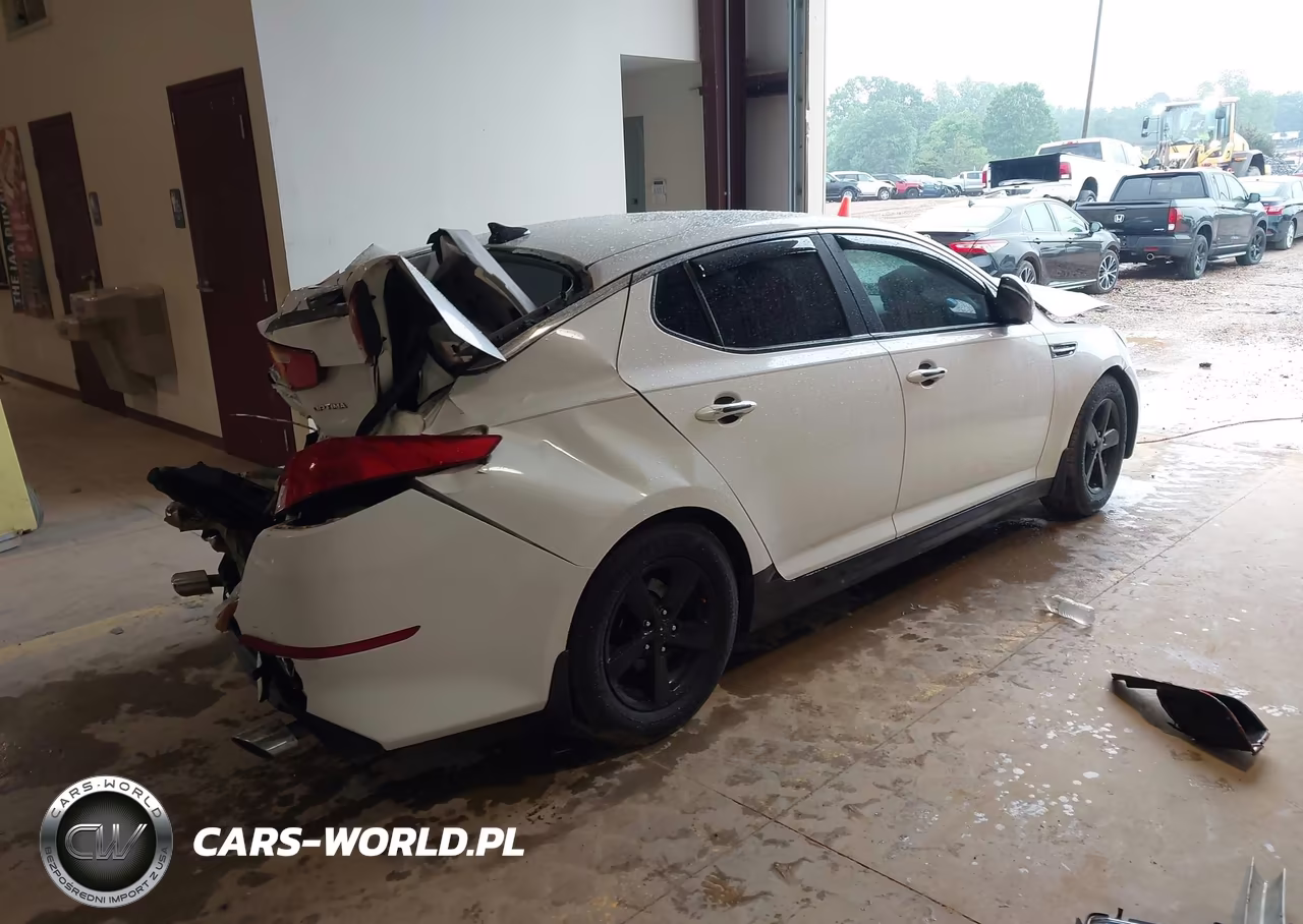2015 Kia Optima Lx VIN:KNAGM4A76F5546414 - 4