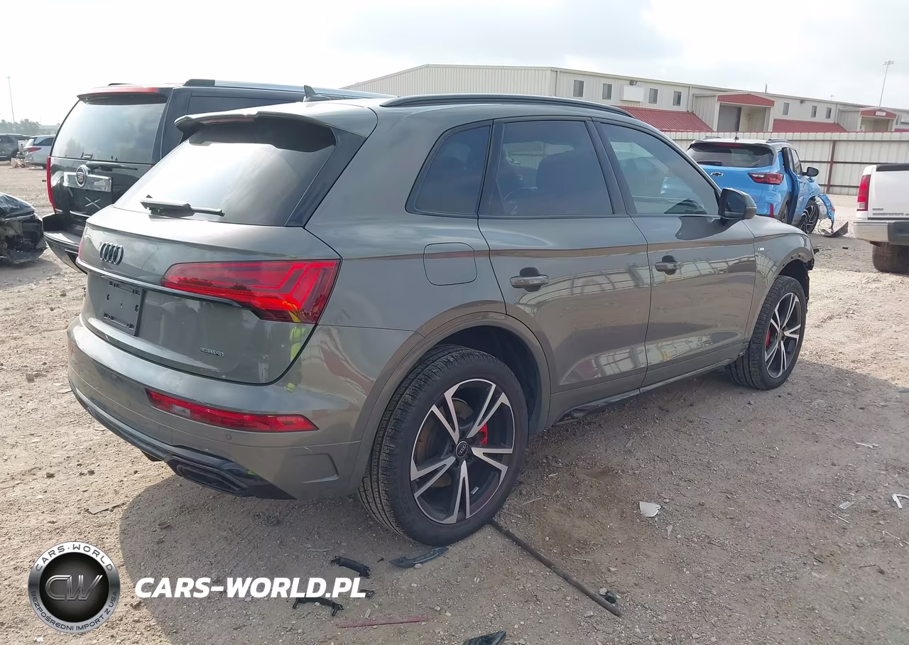 2025 Audi Q5 Premium Plus 45 Tfsi S Line Quattro S Tronic VIN:WA1EAAFY2S2054133 - 4