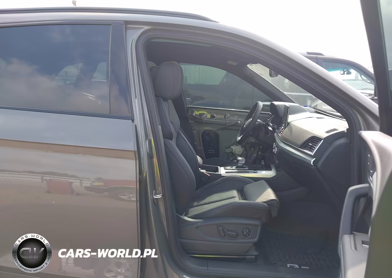2025 Audi Q5 Premium Plus 45 Tfsi S Line Quattro S Tronic VIN:WA1EAAFY2S2054133 - 5