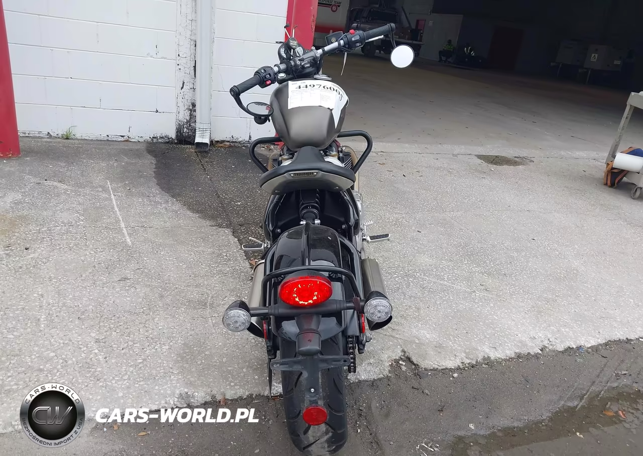 2017 Triumph Motorcycle Bonneville Bobber VIN:SMTD42HL0HT826746 - 6