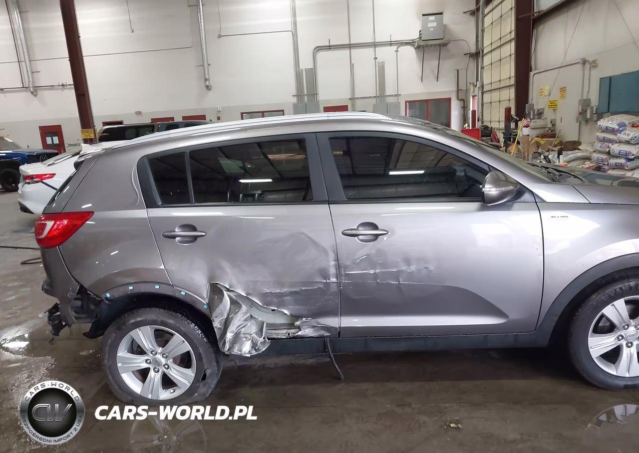 2011 Kia Sportage Lx VIN:KNDPBCA29B7049833 - 14