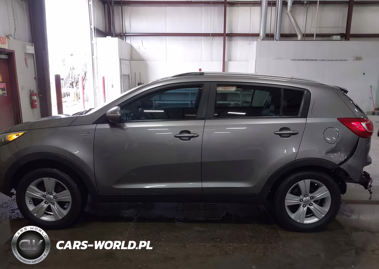 2011 Kia Sportage Lx VIN:KNDPBCA29B7049833 - 15