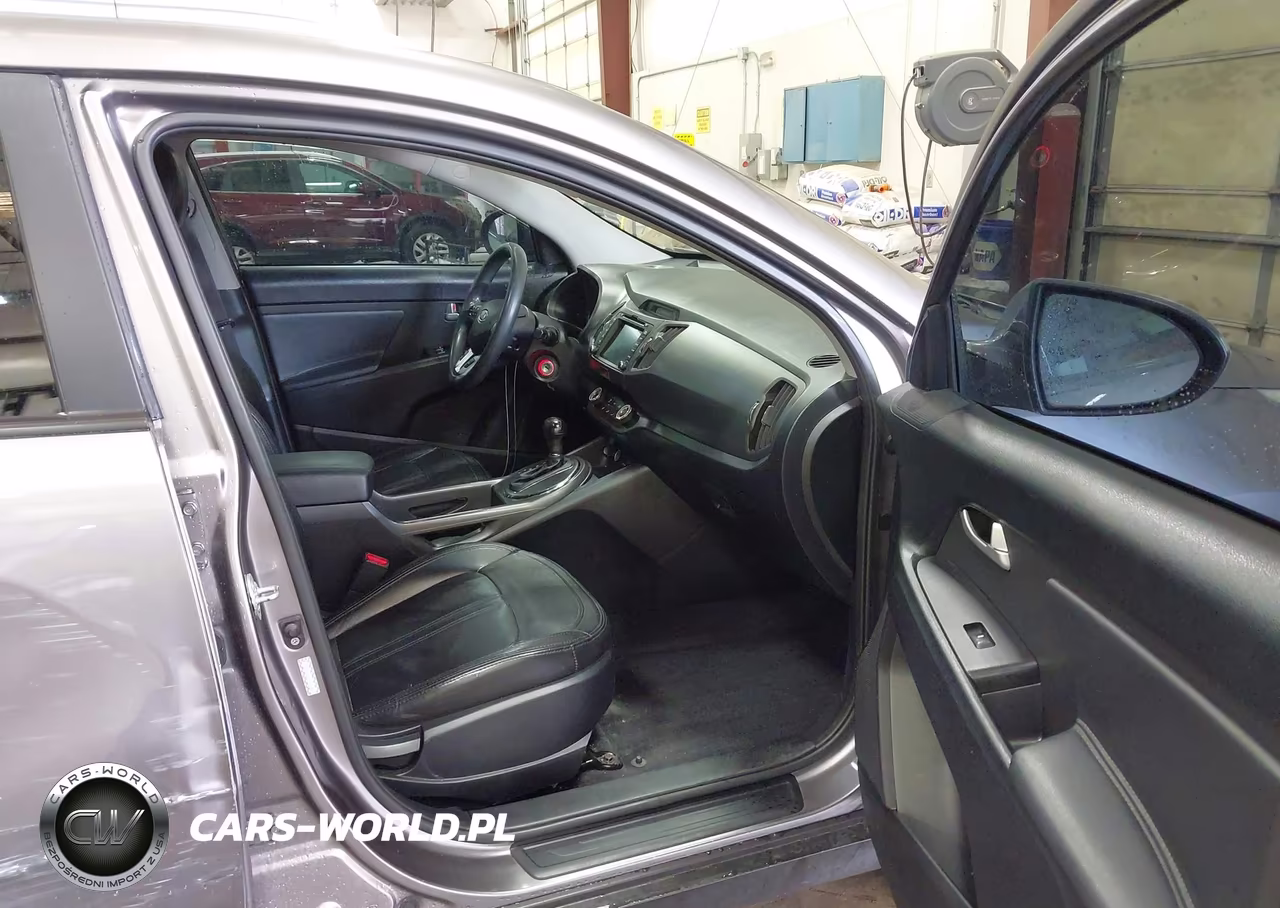 2011 Kia Sportage Lx VIN:KNDPBCA29B7049833 - 5