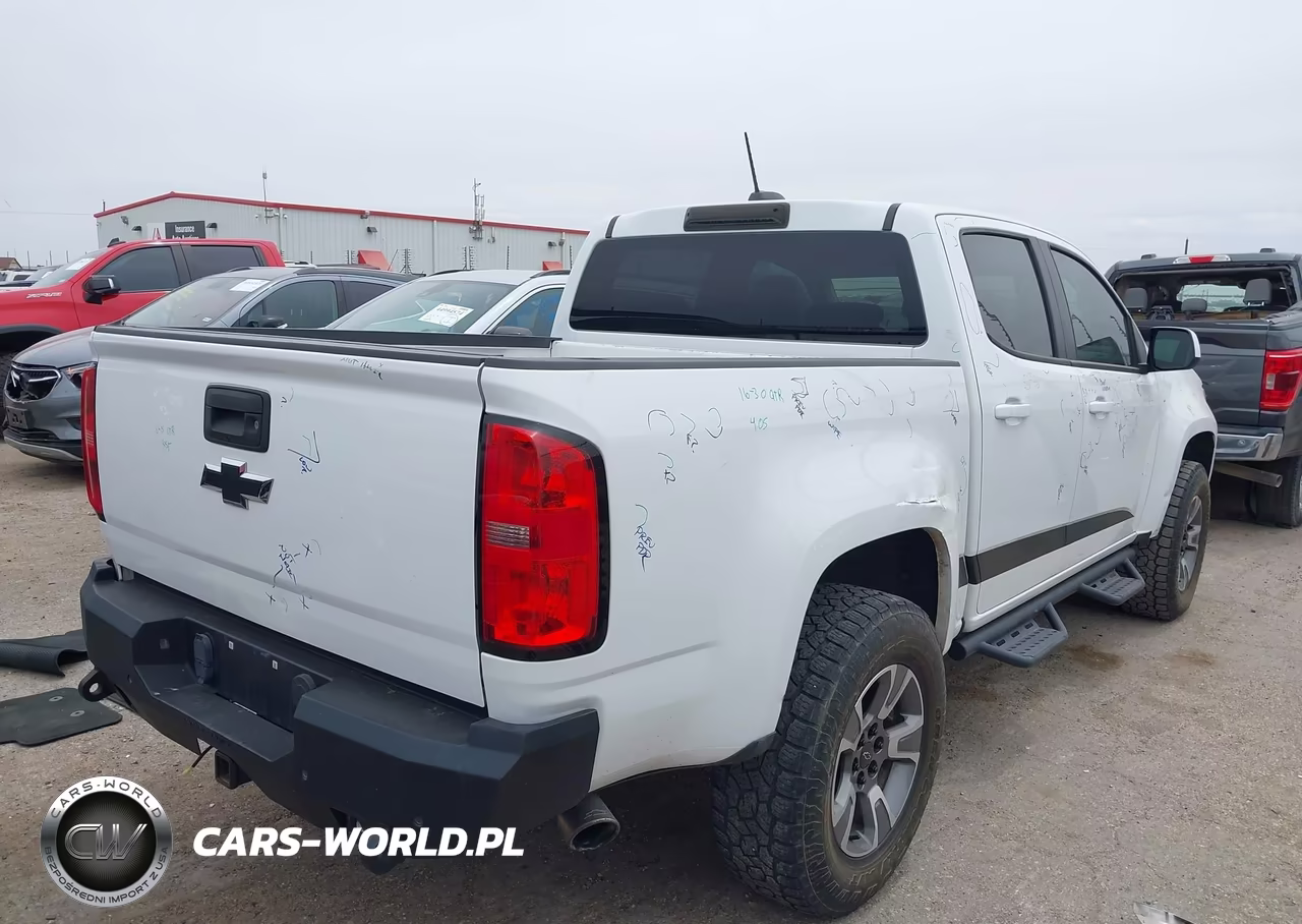 2015 Chevrolet Colorado Z71 VIN:1GCGTCE38F1178171 - 4