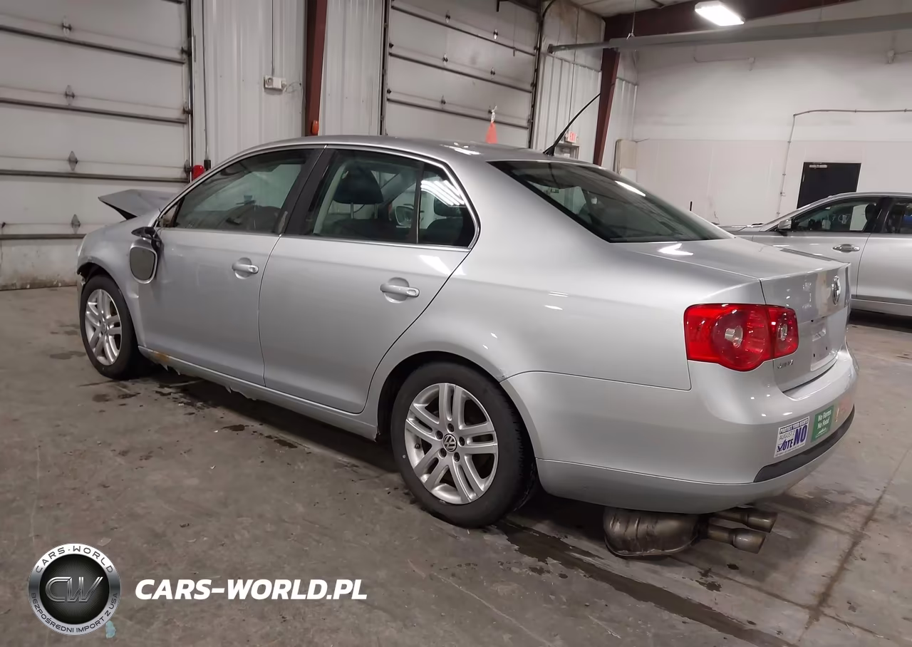 2007 Volkswagen Jetta Wolfsburg Edition VIN:3VWEF71K67M192137 - 3