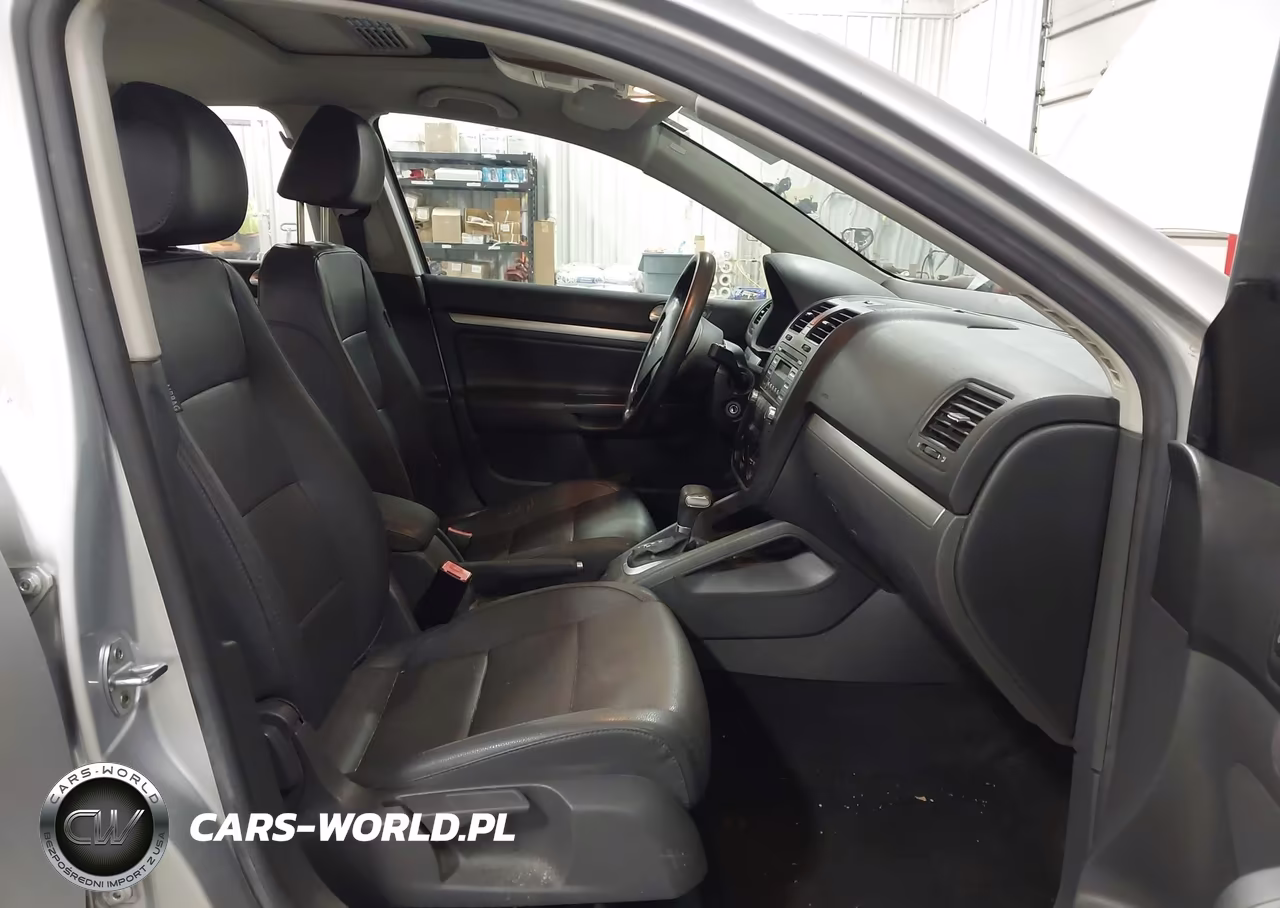 2007 Volkswagen Jetta Wolfsburg Edition VIN:3VWEF71K67M192137 - 5