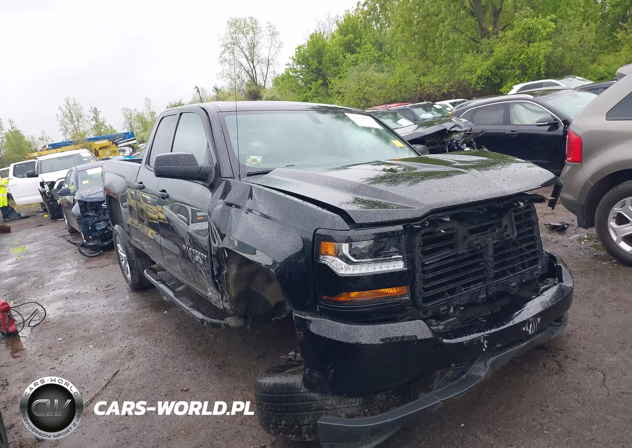 2017 Chevrolet Silverado 1500 Custom – zdjęcie 1 z 16