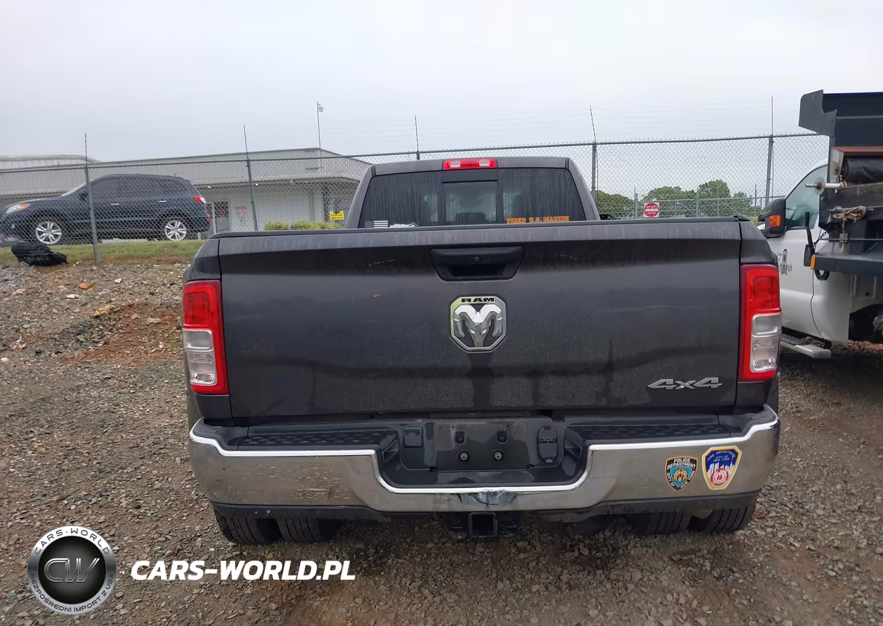 2022 Ram 3500 Tradesman 4X4 8' Box VIN:3C63RRGL4NG152140 - 14