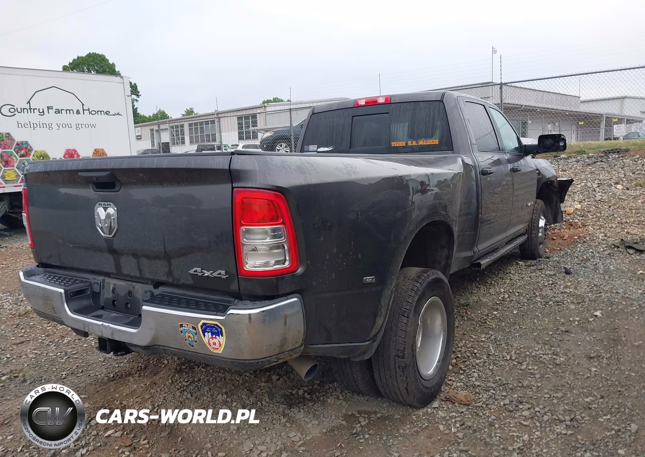 2022 Ram 3500 Tradesman 4X4 8' Box VIN:3C63RRGL4NG152140 - 4