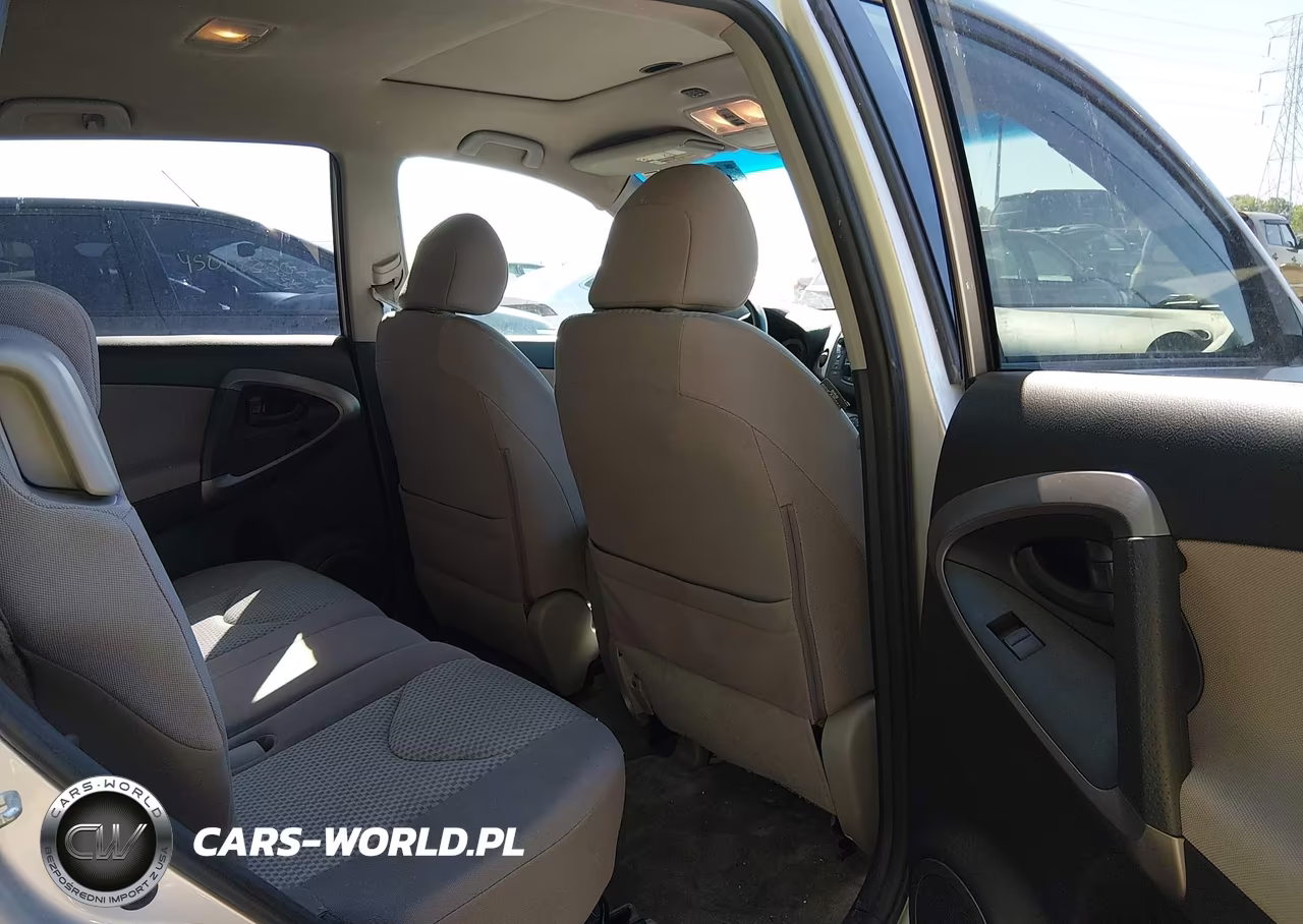 2007 Toyota Rav4 VIN:JTMZD33V775061279 - 8