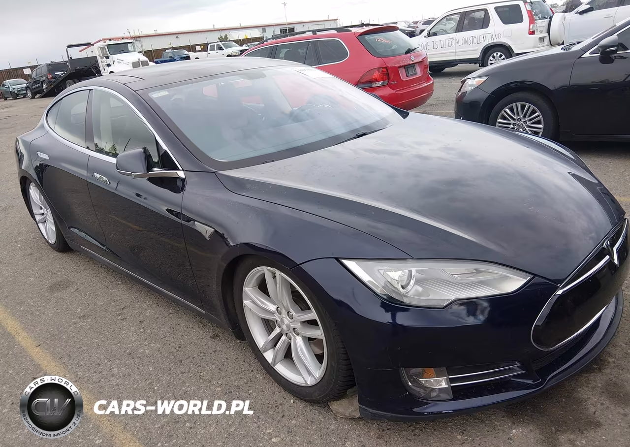 2013 Tesla Model S