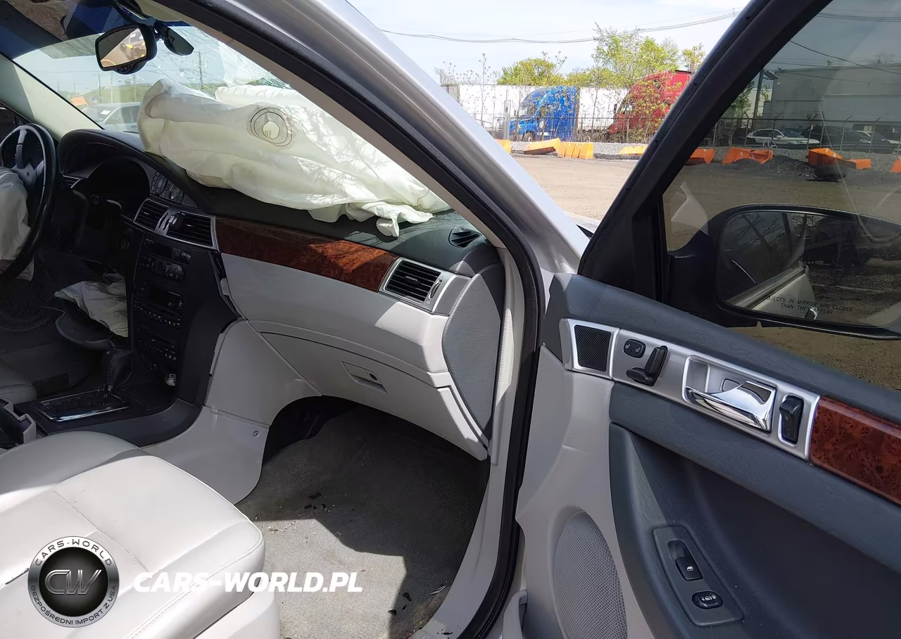2007 Chrysler Pacifica Touring VIN:2A8GF68X77R269445 - 5