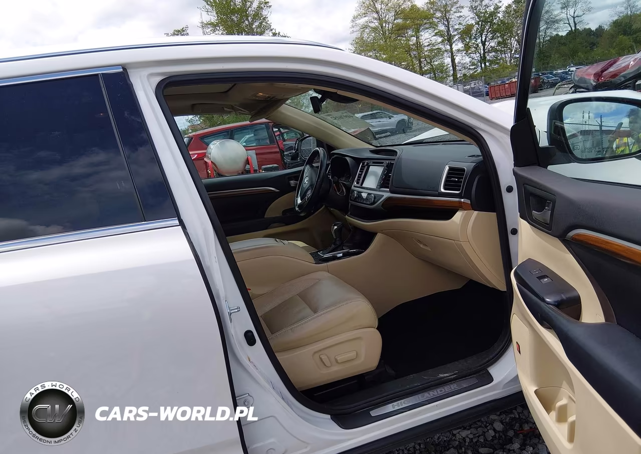 2019 Toyota Highlander Limited Platinum VIN:5TDDZRFHXKS708572 - 5