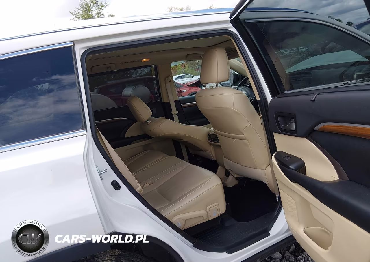 2019 Toyota Highlander Limited Platinum VIN:5TDDZRFHXKS708572 - 8
