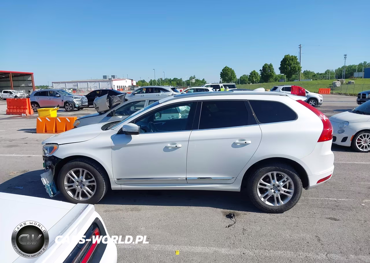 2016 Volvo Xc60 T5 Drive-E Premier VIN:YV440MDK0G2927077 - 15