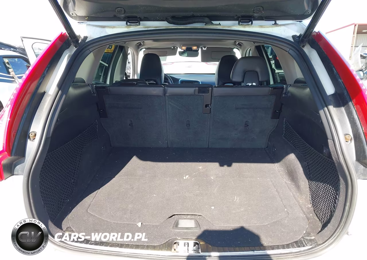 2016 Volvo Xc60 T5 Drive-E Premier VIN:YV440MDK0G2927077 - 19