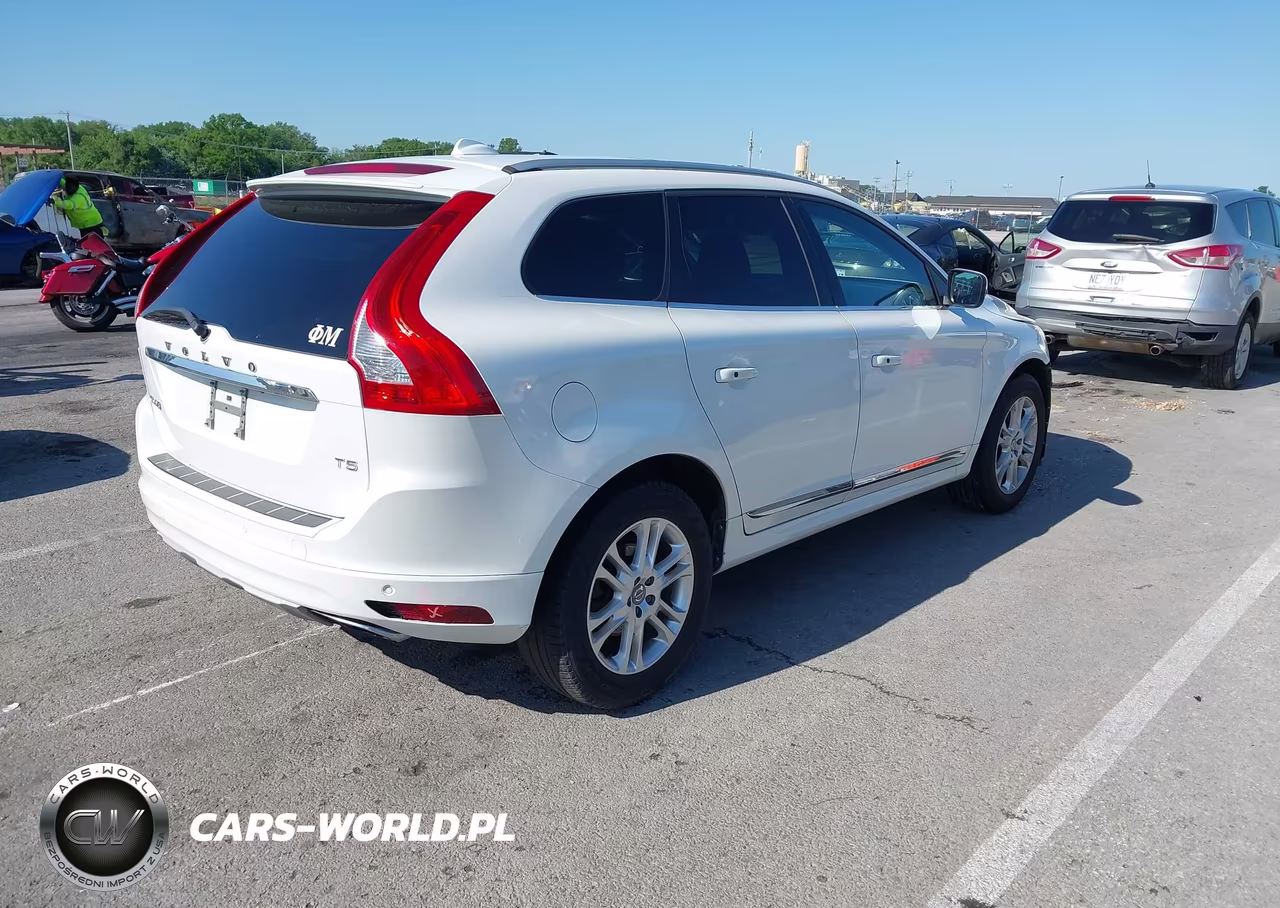 2016 Volvo Xc60 T5 Drive-E Premier VIN:YV440MDK0G2927077 - 4