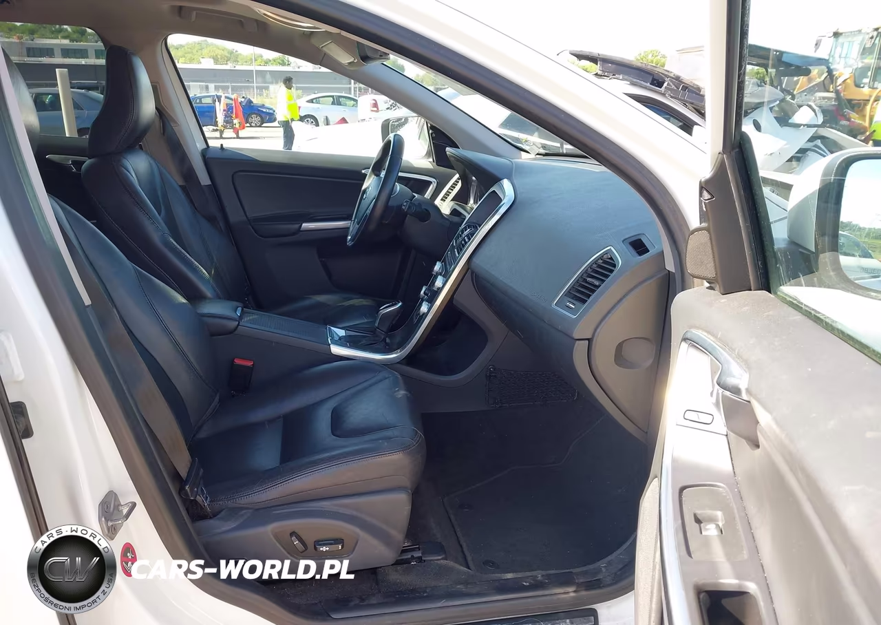 2016 Volvo Xc60 T5 Drive-E Premier VIN:YV440MDK0G2927077 - 5