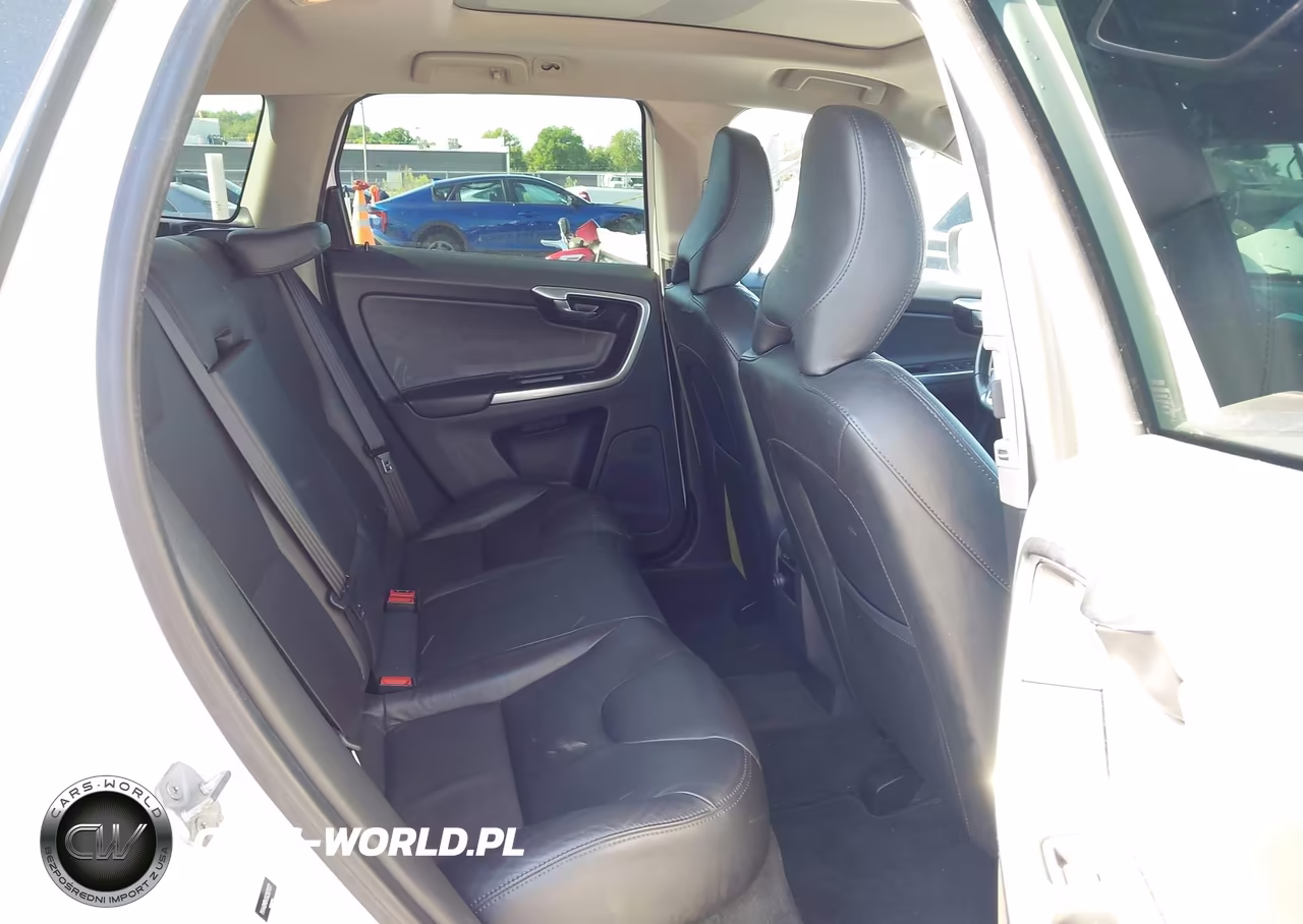2016 Volvo Xc60 T5 Drive-E Premier VIN:YV440MDK0G2927077 - 8