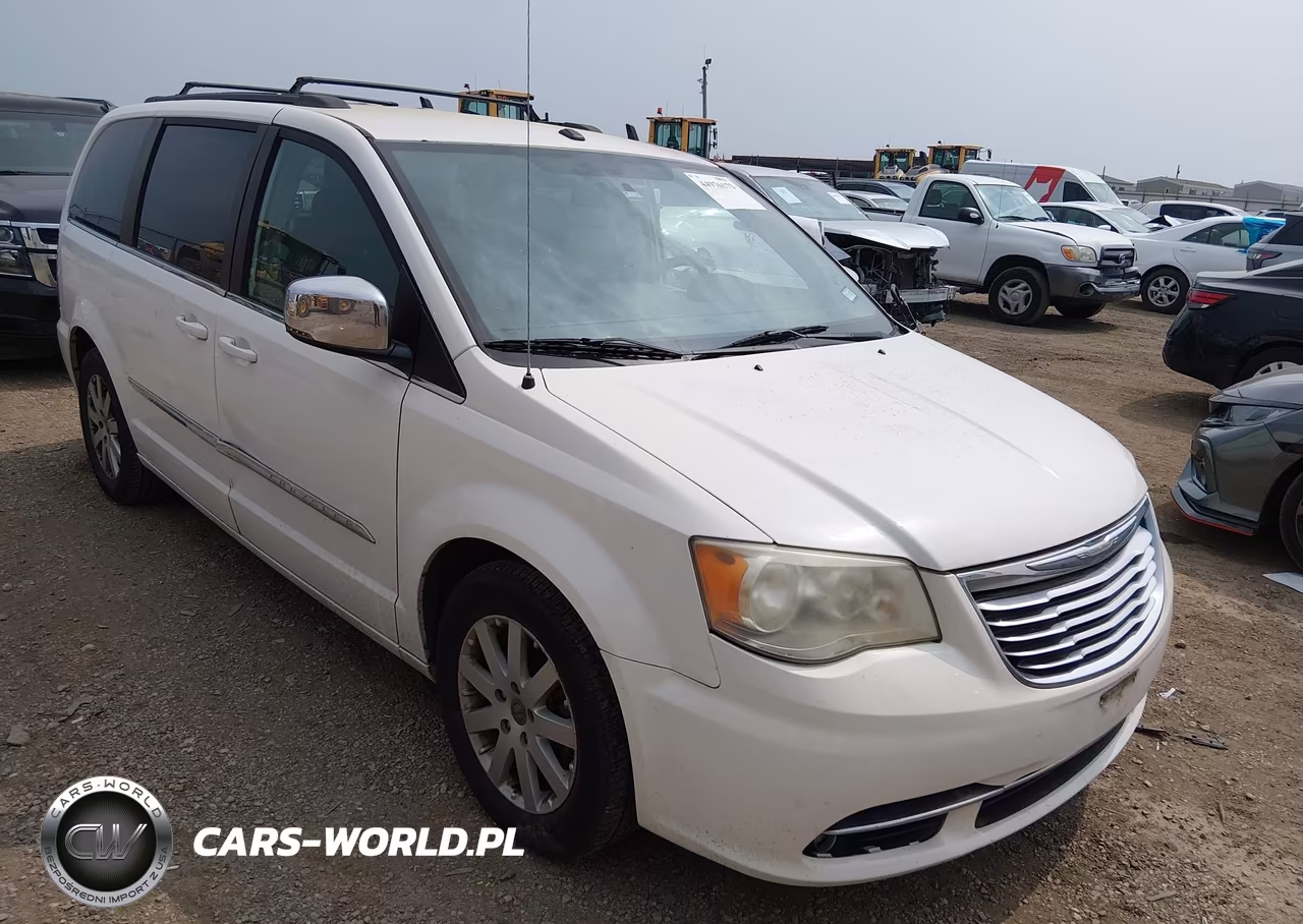 2011 Chrysler Town & Country Touring-L