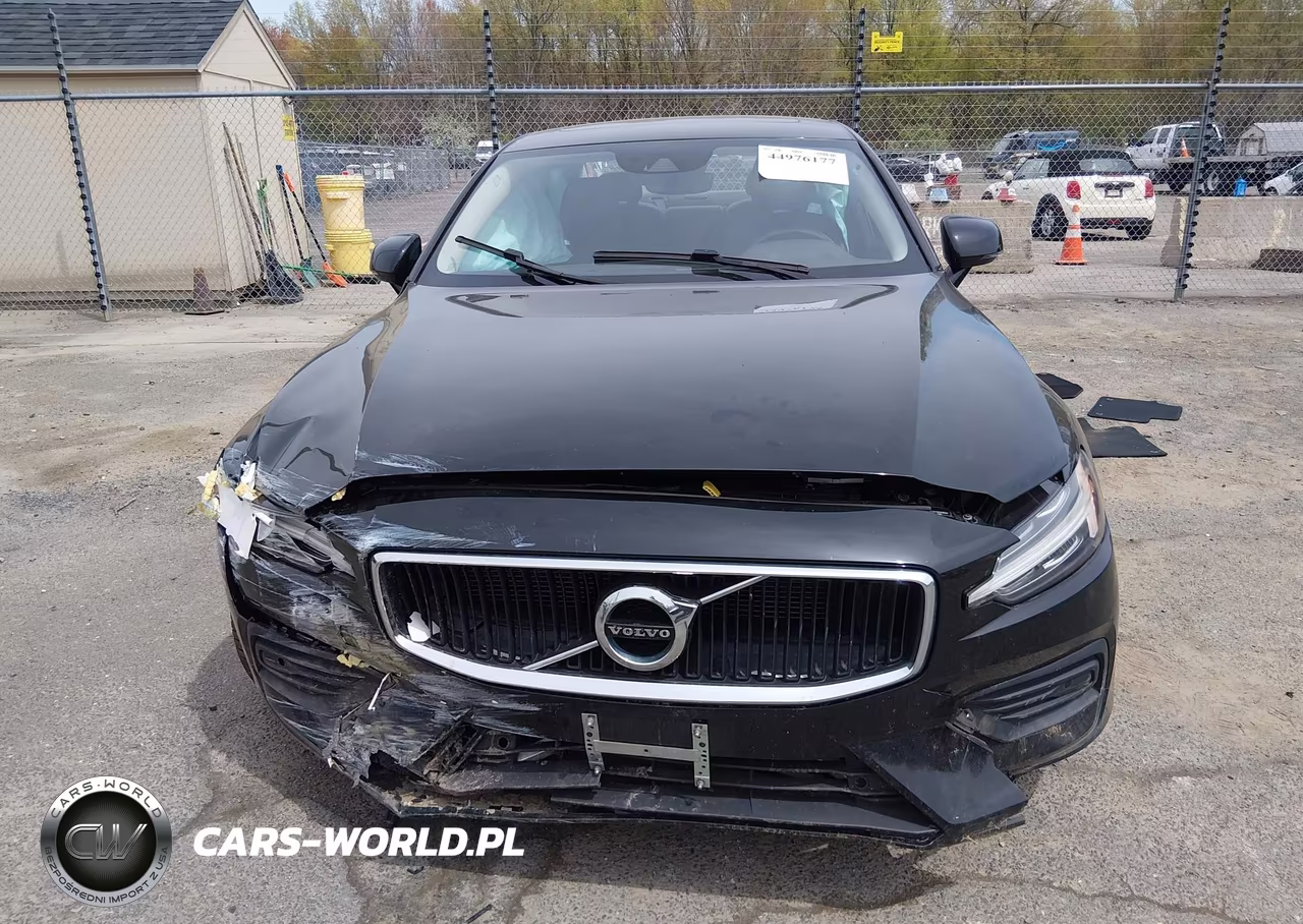 2019 Volvo S60 T5 Momentum VIN:7JR102FK6KG016529 - 13