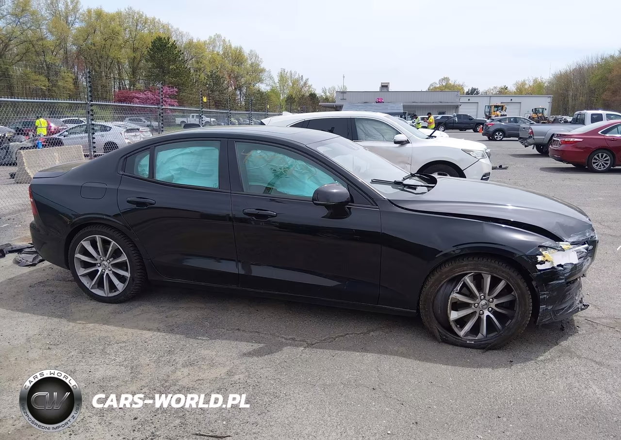 2019 Volvo S60 T5 Momentum VIN:7JR102FK6KG016529 - 14