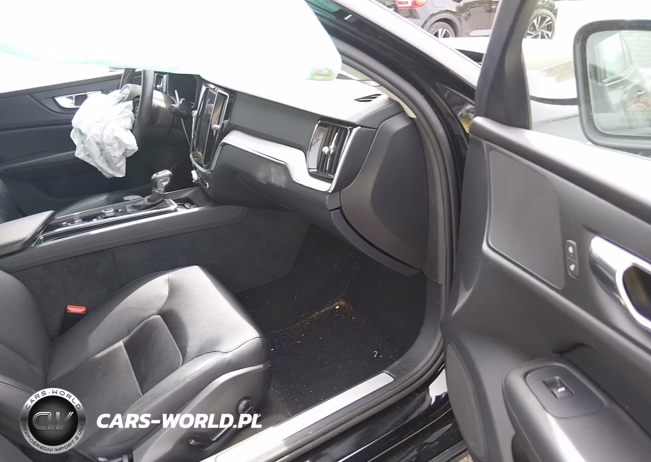 2019 Volvo S60 T5 Momentum VIN:7JR102FK6KG016529 - 5