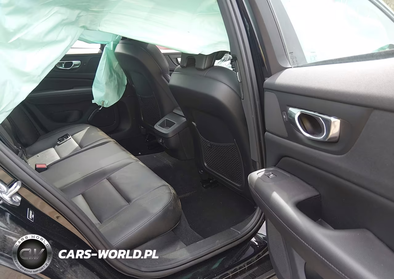 2019 Volvo S60 T5 Momentum VIN:7JR102FK6KG016529 - 8