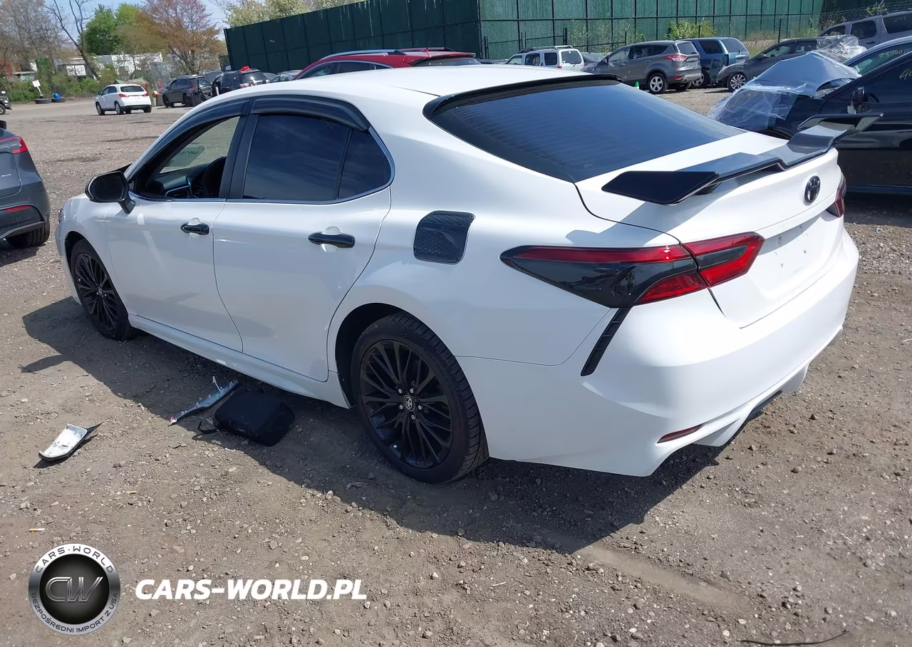 2018 Toyota Camry Se VIN:4T1B11HK9JU086920 - 3