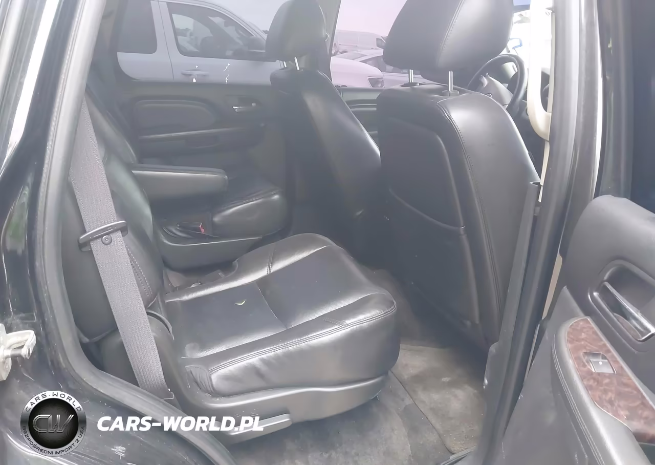 2011 GMC Yukon Denali VIN:1GKS1EEF7BR216222 - 8