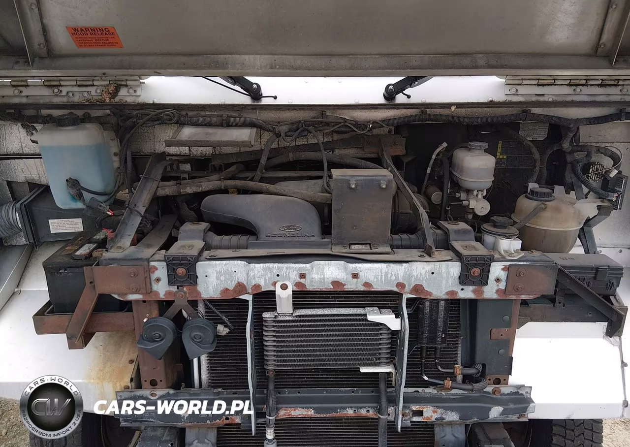2016 Ford E-450 Stripped VIN:1FC3E4KL2GDC08235 - 9