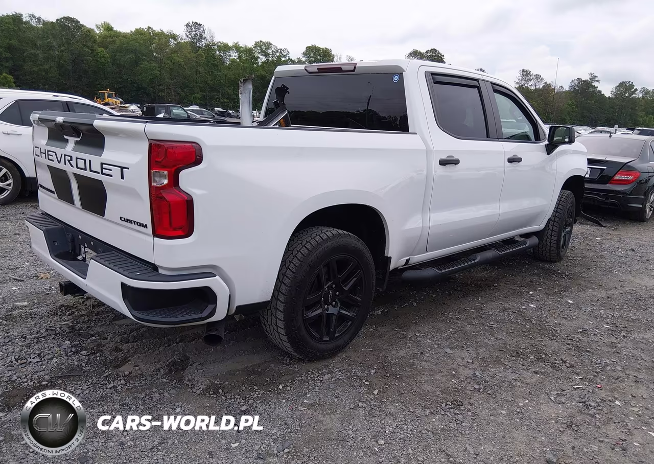 2021 Chevrolet Silverado 1500 2Wd Short Bed Custom VIN:1GCPWBEK3MZ273227 - 4