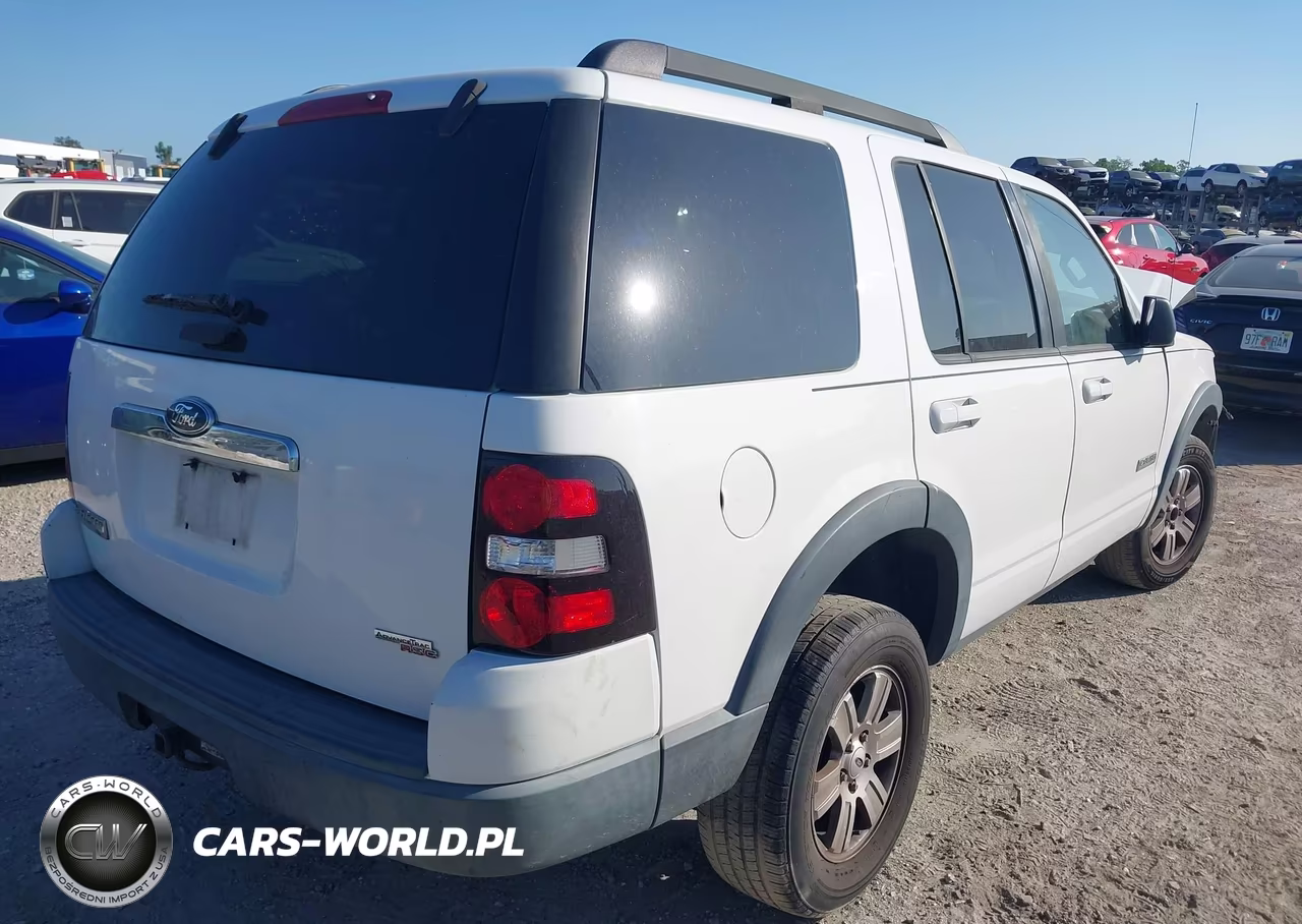 2007 Ford Explorer Xlt VIN:1FMEU73E07UB27081 - 4