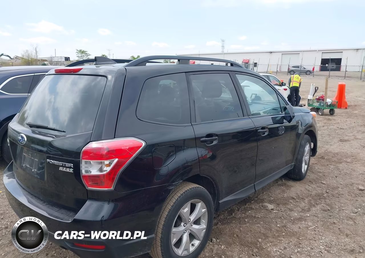 2016 Subaru Forester 2.5I Premium VIN:JF2SJADC8GH552892 - 4