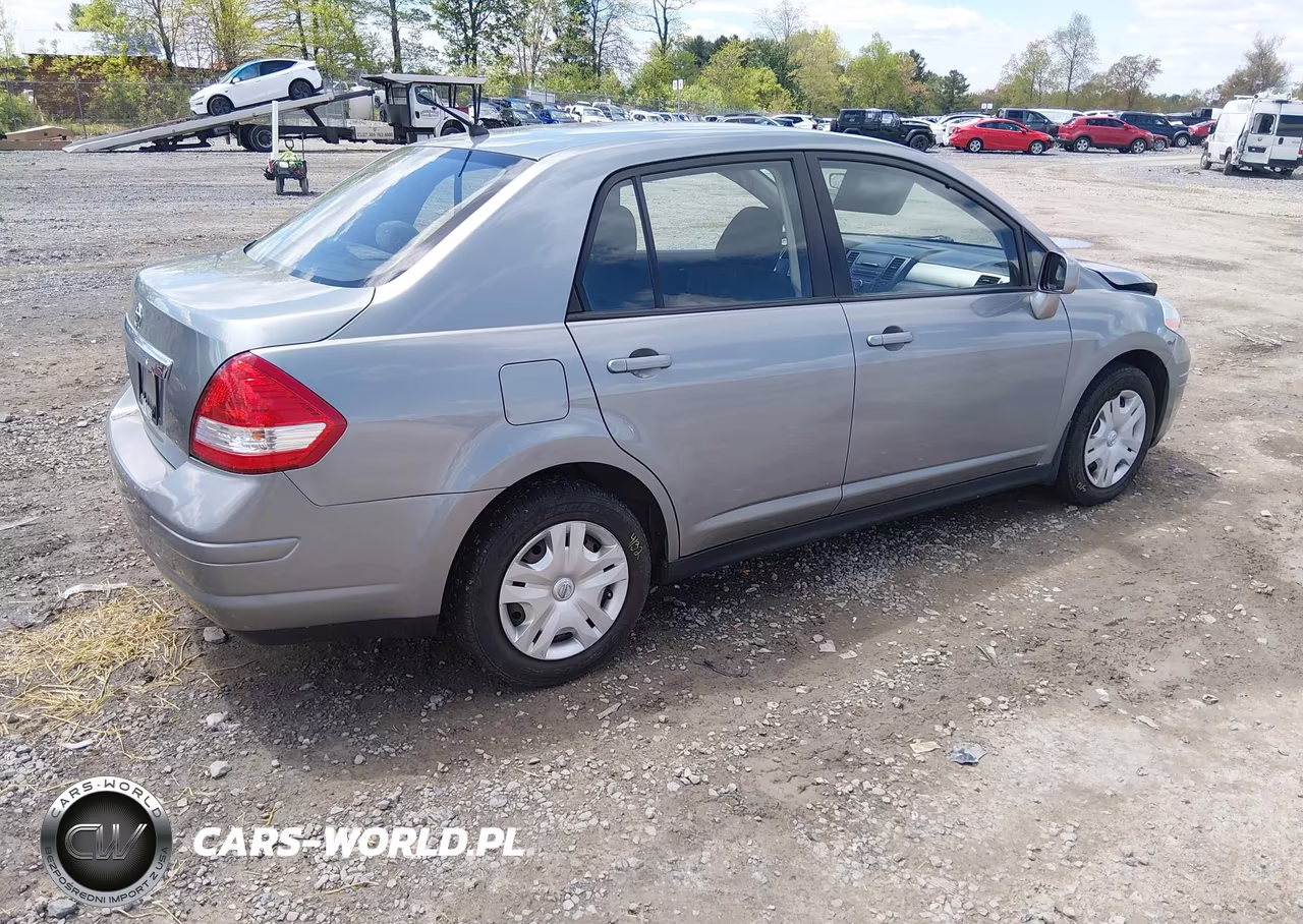 2011 Nissan Versa 1.8S VIN:3N1BC1AP7BL445099 - 4